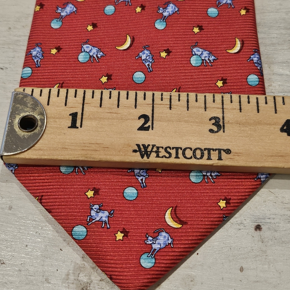 Leonard Paris Silk Men's Tie - Cow Jumping Over The Moon Red AOP - 3.75" Width - Picture 9 of 9